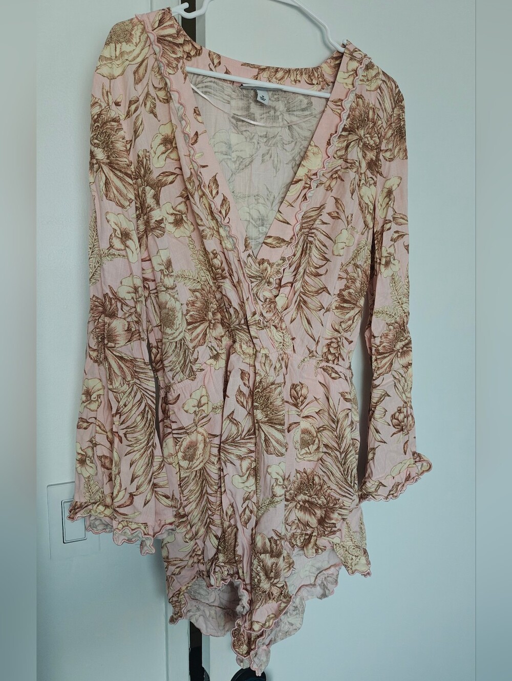 Agua Bendita X Target Floral V-Neck Romper, Medium, NWOT